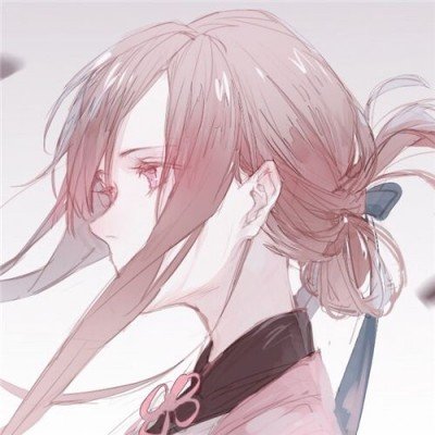 知情人回应女子踹男保安被反扇耳光
